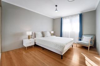 Aussie Escape Poolside Comfort and Relaxation - - 6