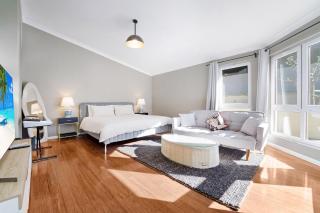 Aussie Escape Poolside Comfort and Relaxation - - 5