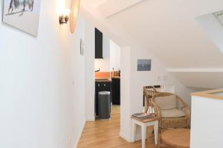 Beautiful Bright Apartment Near The Marais - 6
