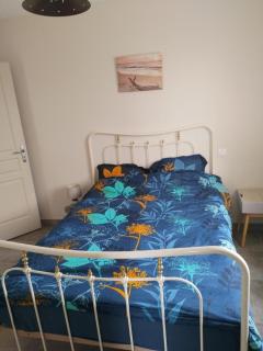 APPARTEMENT PRES DE ROYAN 7 MINUTES MER CONFORT CALME rdc espace détente jardin - Sémussac - 3
