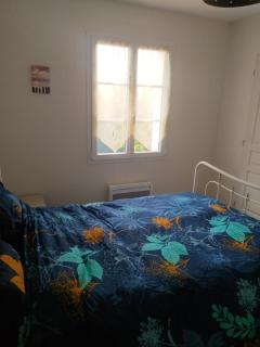 APPARTEMENT PRES DE ROYAN 7 MINUTES MER CONFORT CALME rdc espace détente jardin - Sémussac - 1