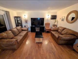 The Tidehouse - - 5