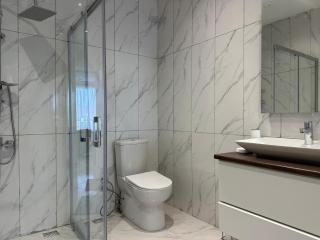 Stylish Lakeview Home 2 BR Steps to the Lake - Bogazici - 9