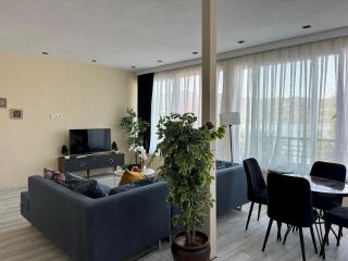 Stylish Lakeview Home 2 BR Steps to the Lake - Bogazici - 6