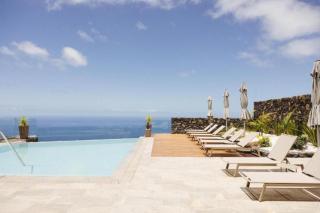 Confortable Suite con vistas al mar, terraza y piscina - 7