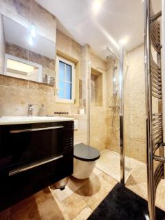 Le Massena Central - Dans le Vieil Antibes - Antibes - 8