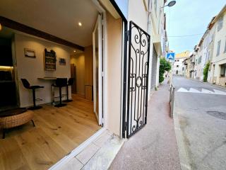 Le Rempart Studio - Charmant Studio Vieil Antibes - Antibes - 3