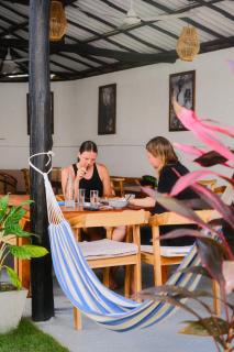 Omnia Hostel - 8