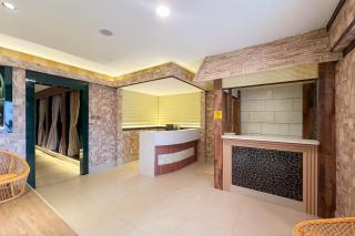 RedDoorz Plus at Pasar Bengkong Centre Batam - Sengkuang - 6