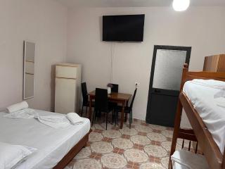 Michelle's Apartments - Polisi i Vogël - 8