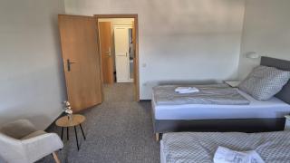 Hotel Radnice Dobrovice - Dobrovice - 9