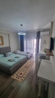City Beachfront Apartments - Vlora - 7