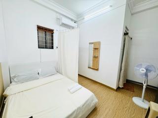 Private Kitchen Balcony Or Window Apart 1km From Airport - Ho Chi Minh - 6