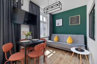 Charming Apartments in the city center of Katowice by Noclegi Renters - 9