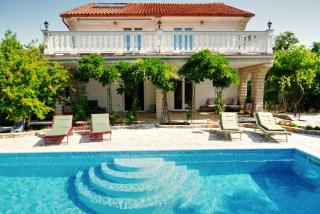 Villa Vika Apartments - 0