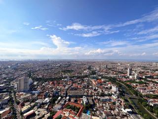 Vista at The Peak 2BR Apartment in Tunjungan Plaza 5 Surabaya by Le Ciel Hospitality - 4