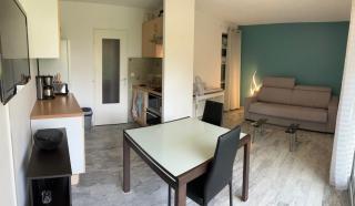 Studio in a green setting with pool and parking - Mandelieu La Napoule - 8