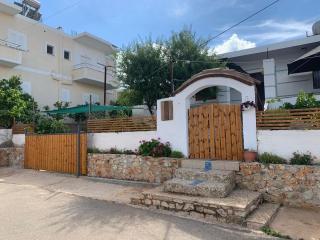 Banushi Apartment - Ksamil - 3