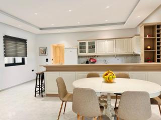 Mira Premium House - Serenity Escape in Kalamaki by Villa Mana Gers - Kalamaki - 3