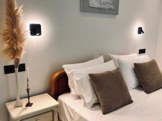 Mira Premium House - Serenity Escape in Kalamaki by Villa Mana Gers - Kalamaki - 0