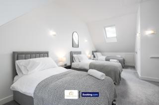 3 Bedroom House By The Yuma Homes Short Lets & Serviced Accommodation In Kent With Wifi & Parking - Ashford - 4