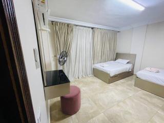Cairo Crown Apartment including gym, spa and jacuzzi pool no visitors - Le Caire - 5