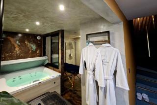 Les suites du Bouddha Bleu - Carnac - 0