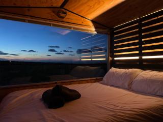 Sea View Outdoor Bath Tiny Home - Ilfracombe - 1