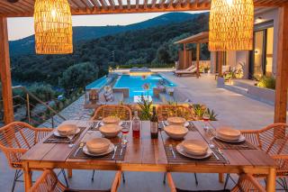 Lefkira Seafront Villa - Évyiros - 3
