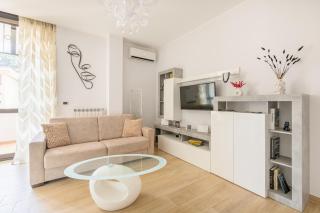 Boutique Apartment The Heart of Caserta - 8