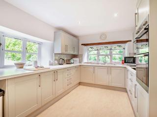 4 Bed in Charmouth THEFA - Blackpool Corner - 4