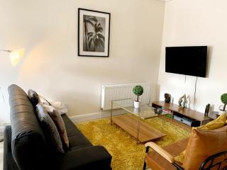Walton Terrace House in Woking - Woking - 8
