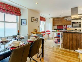 3 Bed in Tenby FB273 - Tenby - 9