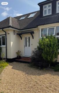 5 Bruce Avenue - Shepperton - 1