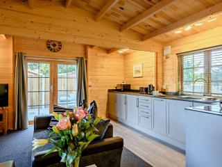 2 Bed in Saxmundham 89929 - Snape - 9
