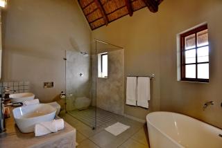 Mira Luxe Collective Royal Morubisi River Lodge - 2