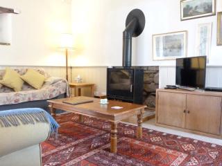 2 Bed in Crickhowell 42920 - Llangattock - 3