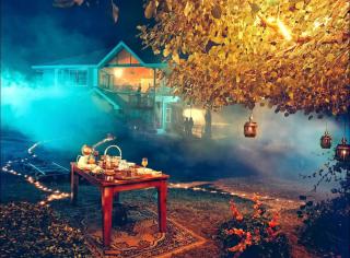 Barhol Lodge - - 9