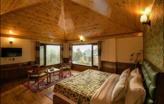 Barhol Lodge - - 5