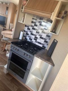 The Grange 6 Berth Caravan - Ingoldmells - 6