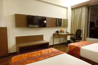 Hotel Cloud Near Delhi Airport - New Delhi - 8