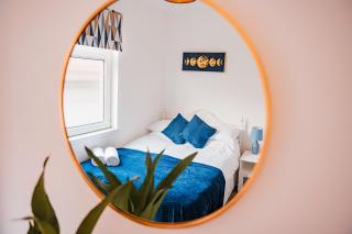 Cosy Stays Cardiff - 0