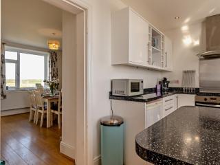 3 Bed in Dale 51723 - Dale - 6