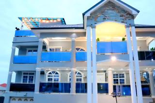 Sugarville, Swimming pool with a Rooftop - Accra - 9
