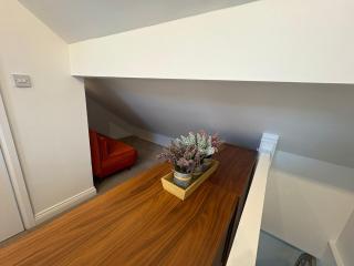 The Travellers Retreat - Neston - 2