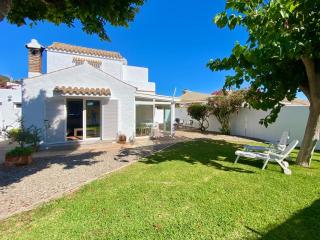 Chalet Pleamar, a 2 minutos de la playa - 9