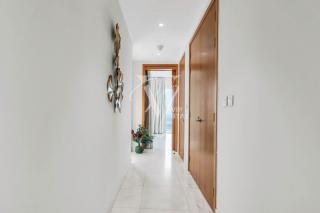 Luxury 2BR with Dubai Eye and Sea Views at One JBR - 6