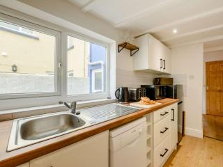 3 Bed in Tenby 90360 - Tenby - 2