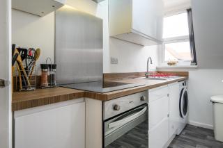 SAPPHIRE Suite Moseley Mews, Birmingham By StayStaycations - Birmingham - 2