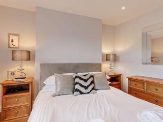 3 Bed in Brixham 78602 - Brixham - 1